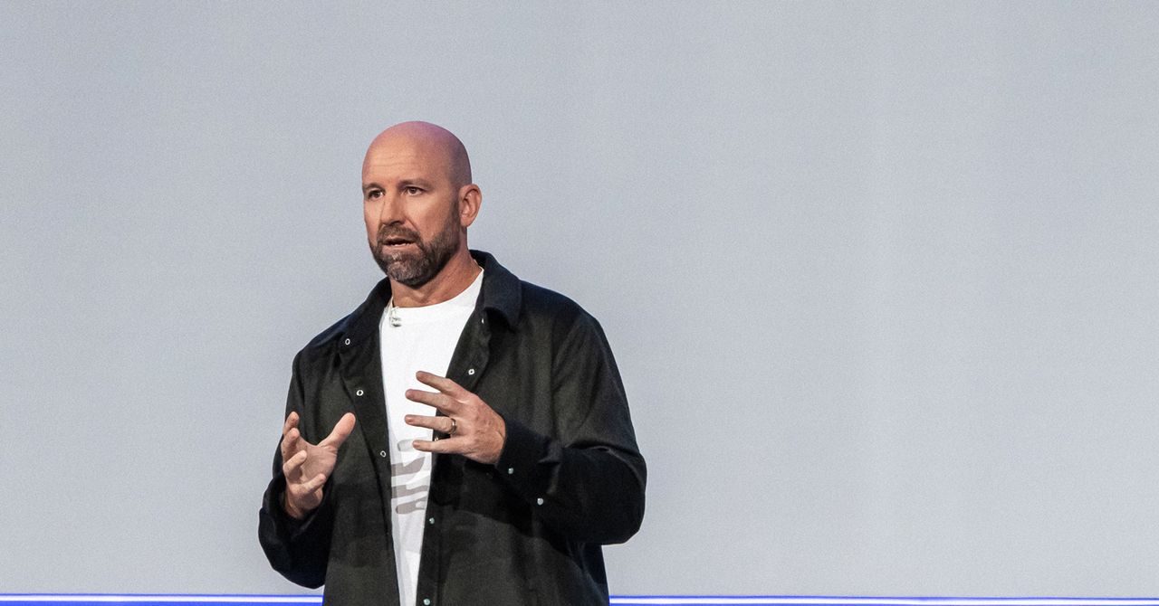 Meta CTO Andrew Bosworth Admits the Company's AI Reorg Was 'Atrocious'
