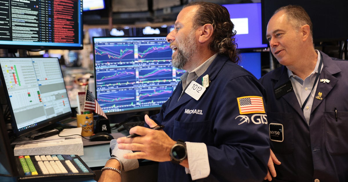 Hero image of the CBS News article on the tech stock sell-off after AI industry slowdown calls