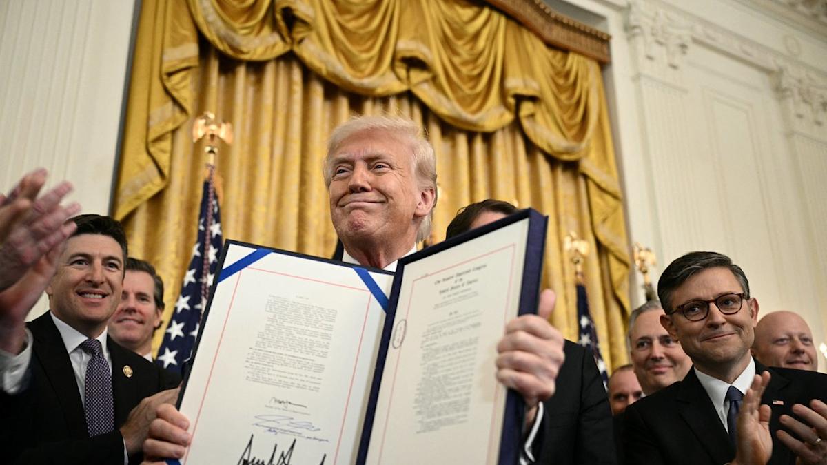 Trump administration in talks for equity stakes in AI companies