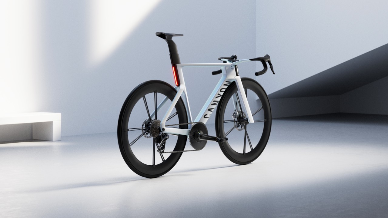 Canyon Predict – road bike prototype with AI edge computing [video]