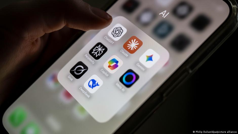 Tech giants urge global response to AI cybersecurity threats