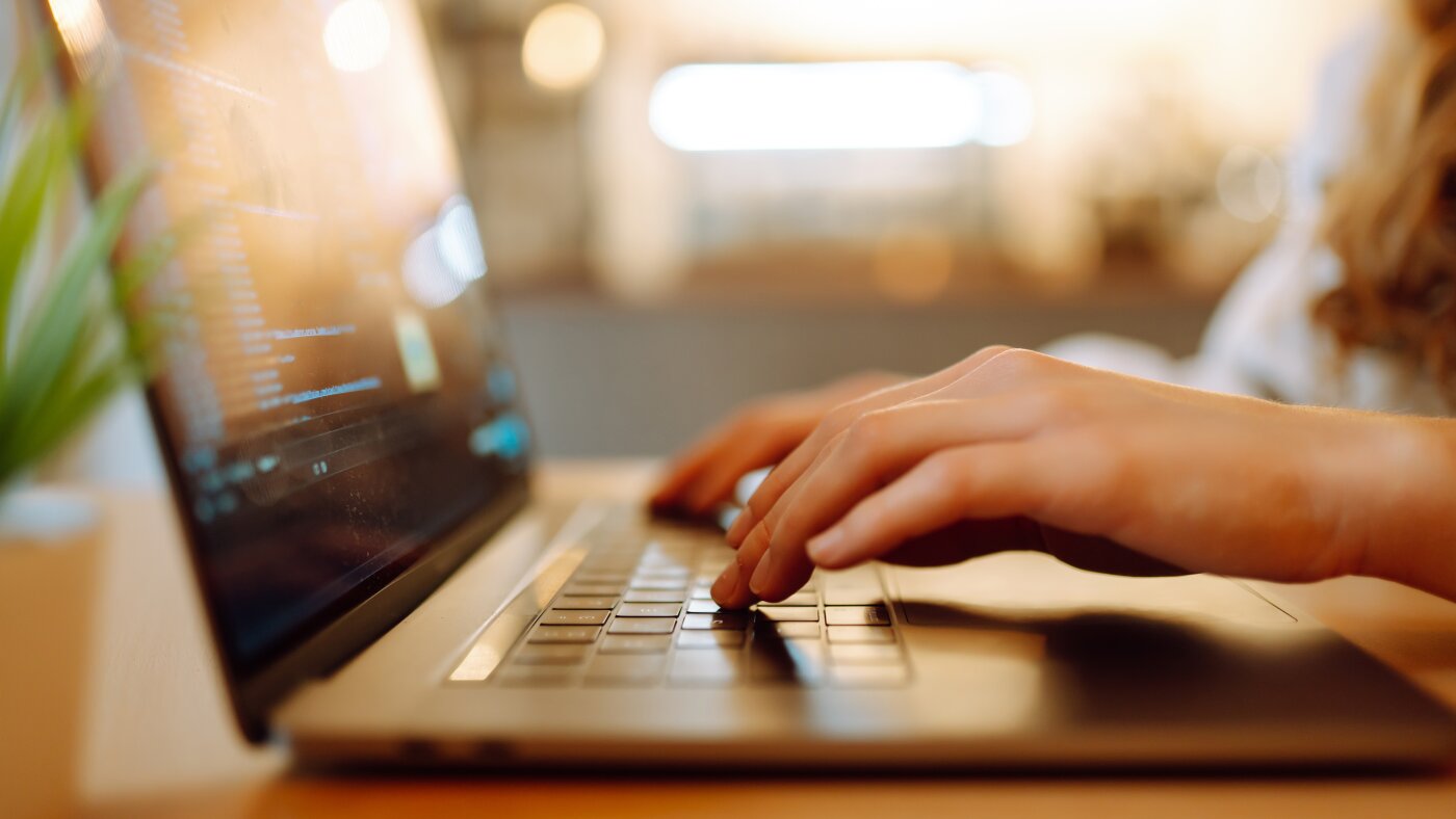 Remote work – not AI – has sidelined recent college graduates, research finds